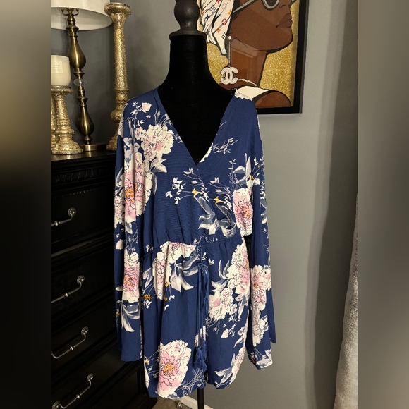 SHEIN Navy Floral Jumpsuit - Picture 2 of 3